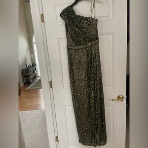 Elegant One-Shoulder Sequin Gown IEENA Mac Duggal Olive color, size 6